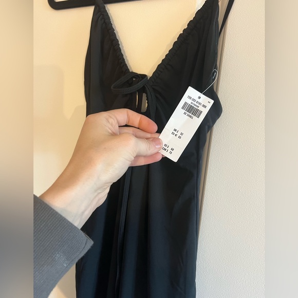 NWT-abercrombie Strappy Cutout Knit Mini Dress-XXS - Picture 7 of 8